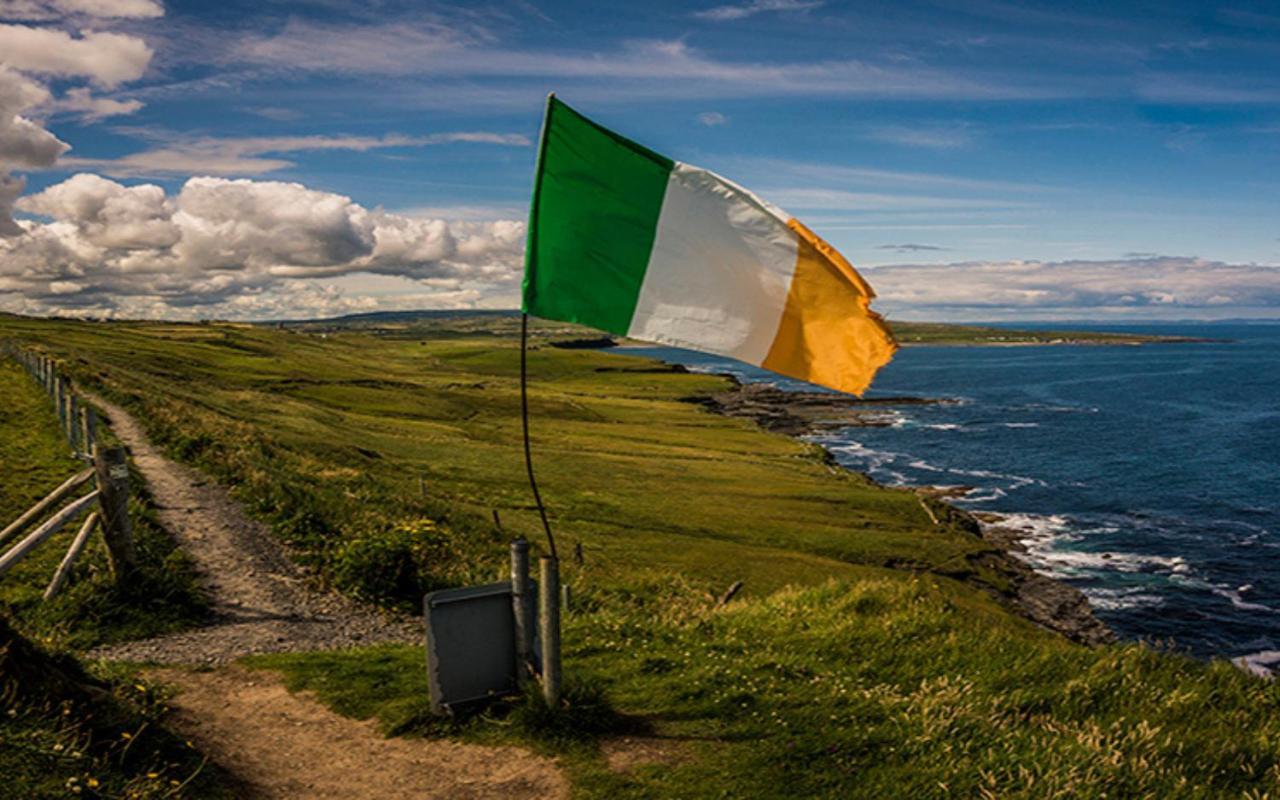 Doolin Inn Экстерьер фото
